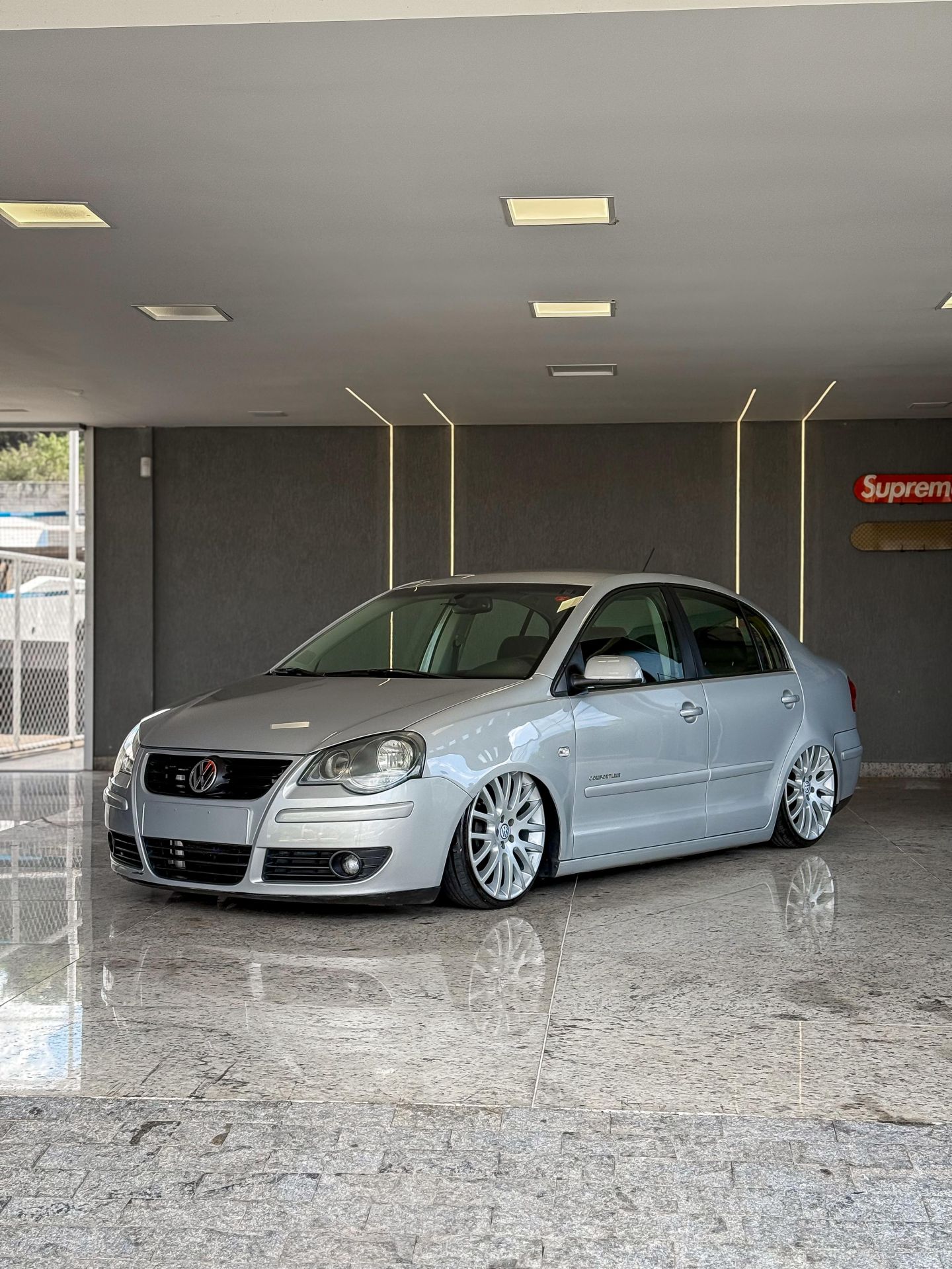 POLO SEDAN EXCLUSIVO